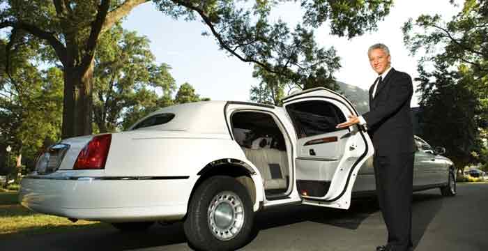 Important Reasons to Hire a Limousine Service